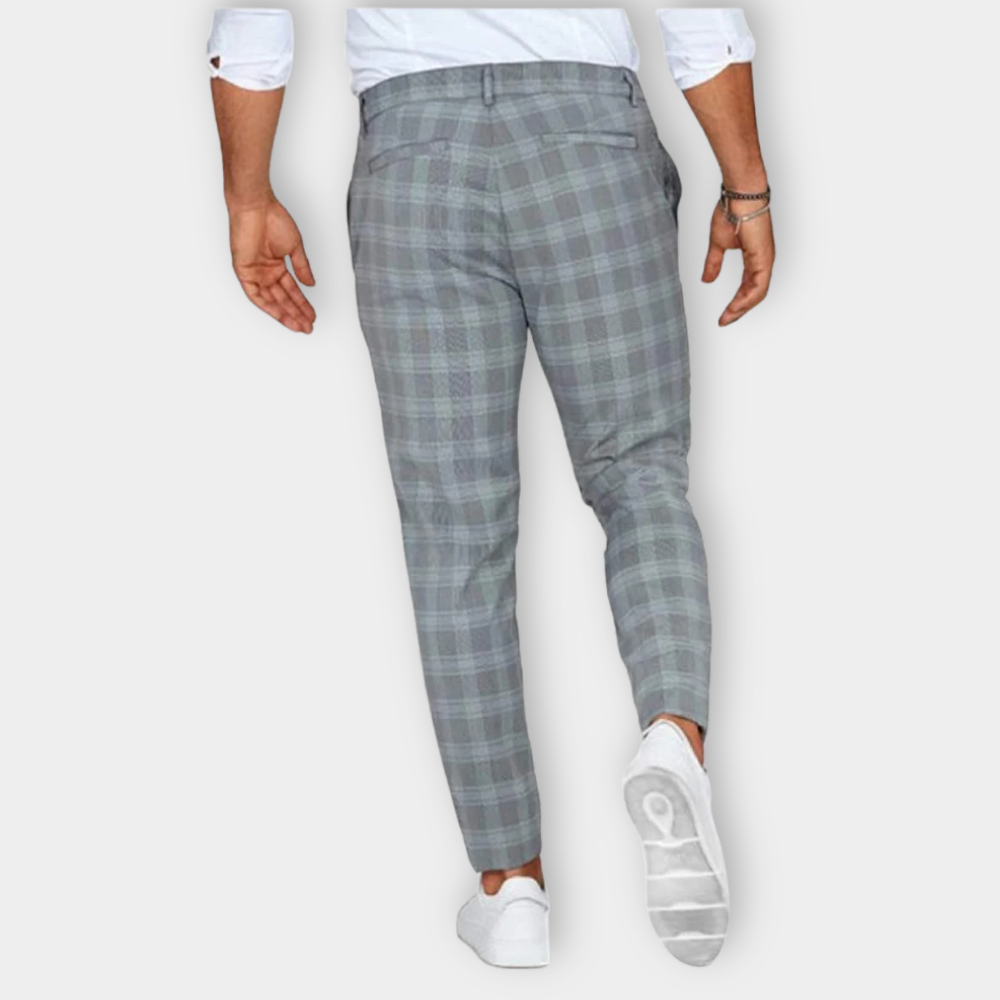 LUXURIOUS AND BREEZY LONG PANTS: NO SWEAT WITH THESE