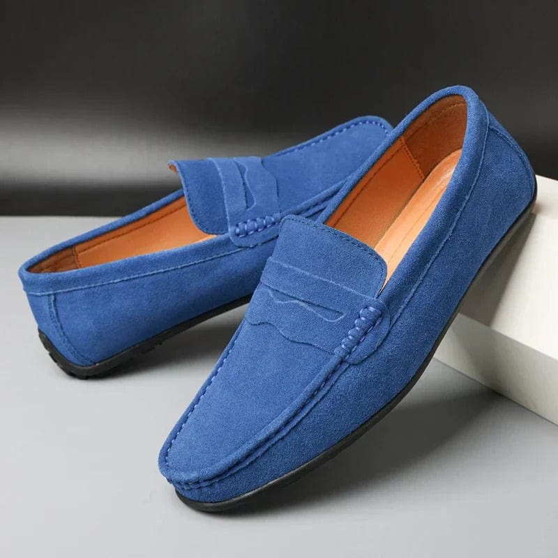 EASY-TO-WEAR LOAFERS